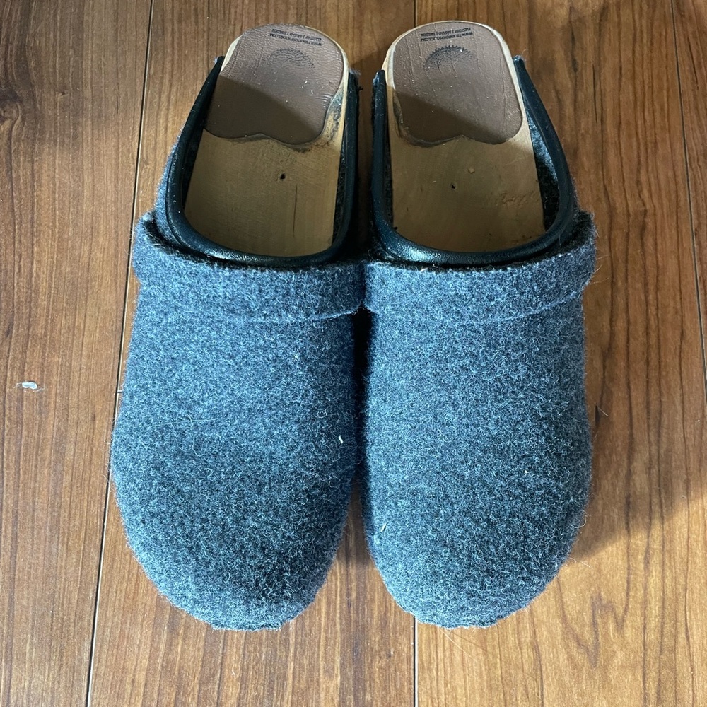 Womens Troentorp Swedish gray wool clogs size 37